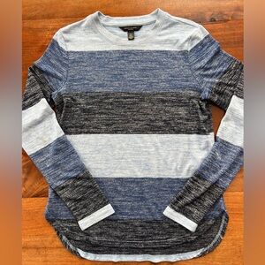 Banana Republic Women’s Luxespun Long sleeve Size S Blue Striped Top